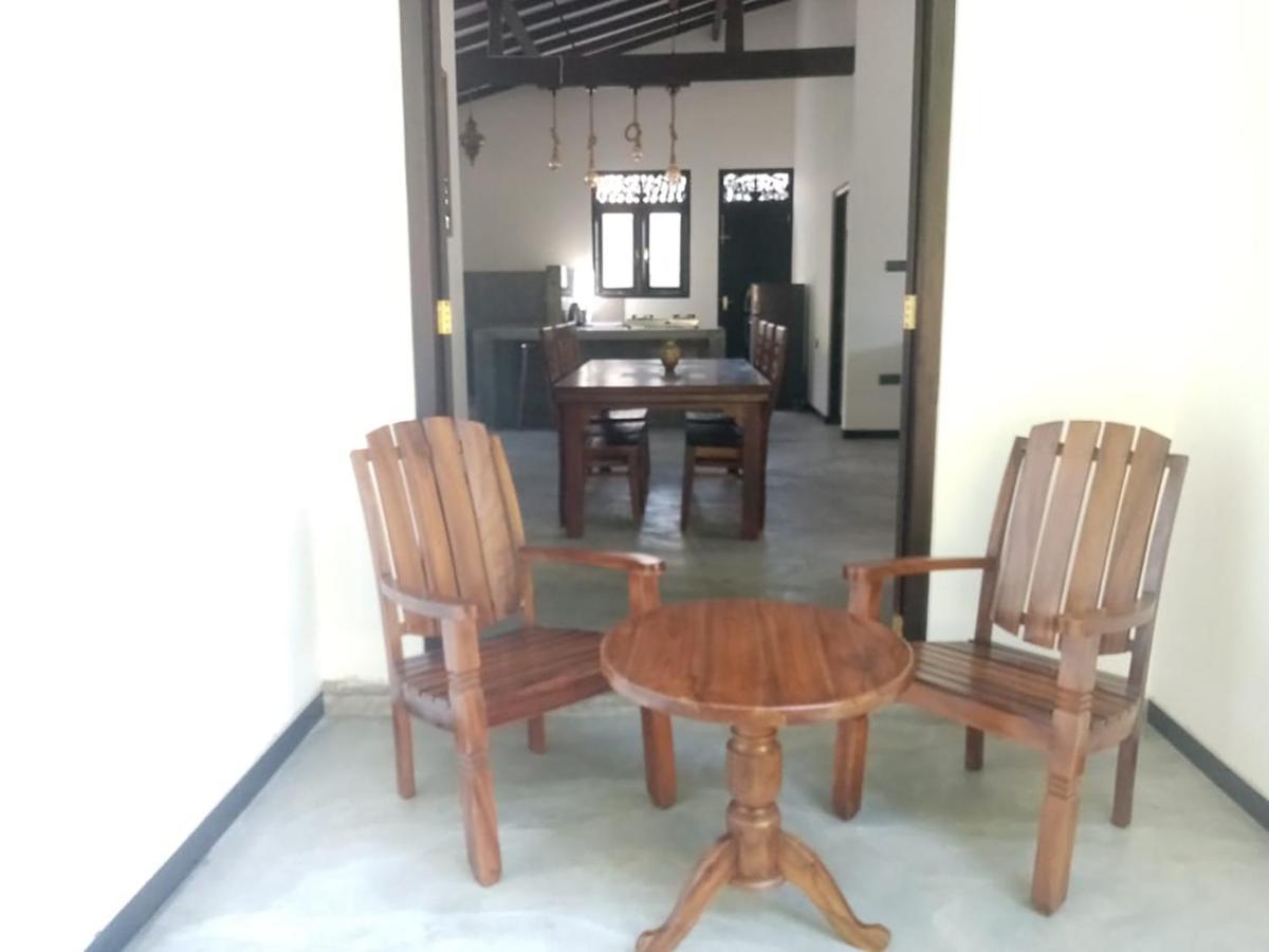 Villa Conch By Om Hikkaduwa Exterior photo