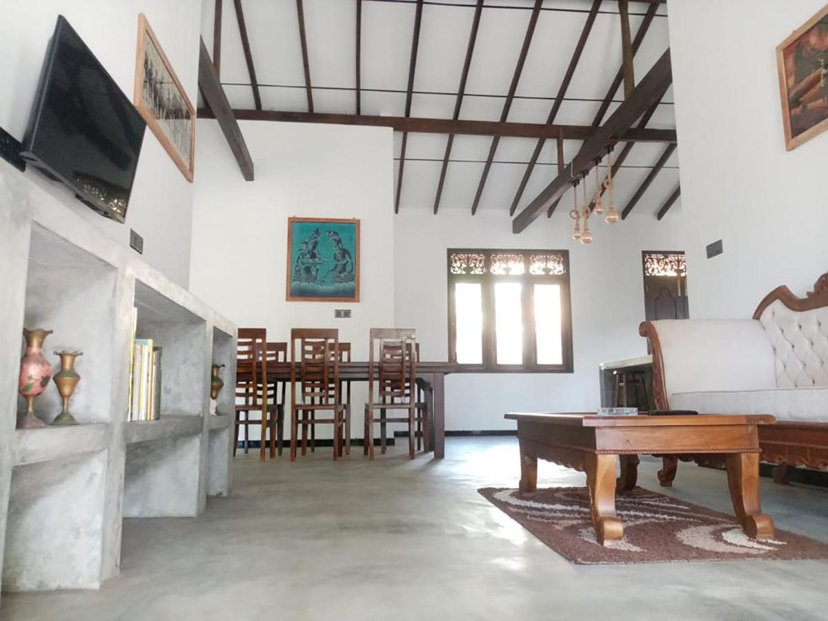 Villa Conch By Om Hikkaduwa Exterior photo